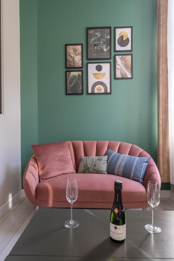 Les Appartements De La Nef D'Or Saint-Quentin  Rum bild